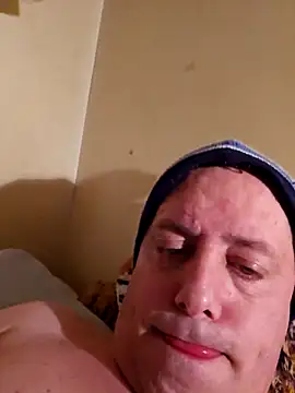 HeteroHotGuy1 online show from 03/11/25, 12:00
