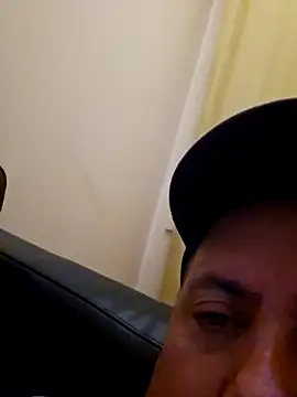 HeteroHotGuy1 online show from 09/30/25, 07:52