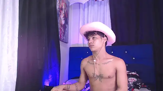 Snapshot of Sexys_Boys_Hot1 chatting on 02/06/26, 01:25 Sexys Boys Hot1 online show from 02/06/26, 01:25
