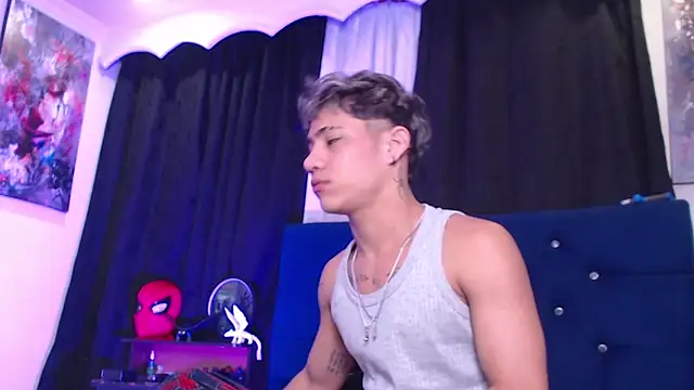 Snapshot of Sexys_Boys_Hot1 chatting on 06/09/26, 01:17 Sexys Boys Hot1 online show from 06/09/26, 01:17