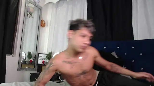 Sexys Boys Hot1 online show from 06/28/26, 01:00