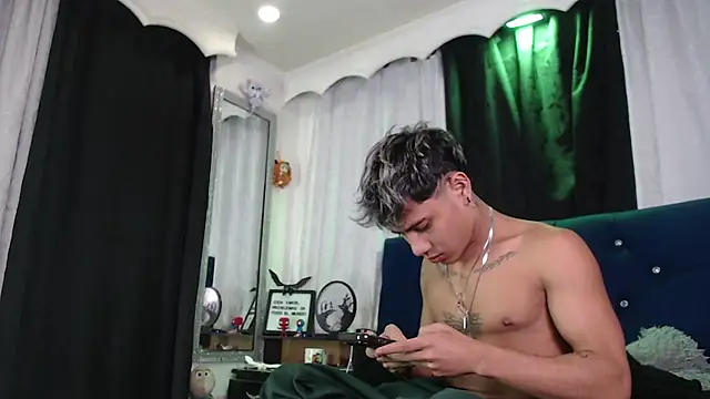 Sexys Boys Hot1 online show from 07/13/26, 01:08