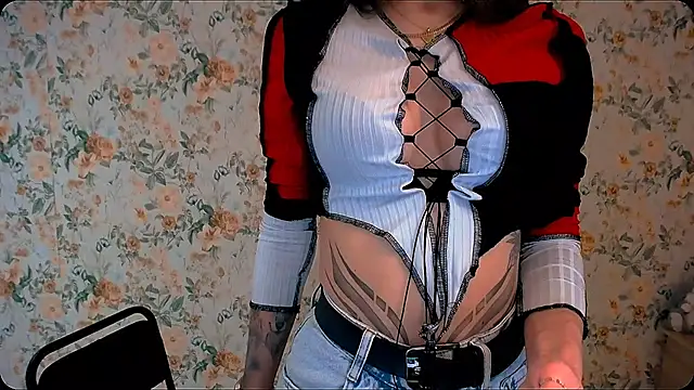 Asia N  online show from 03/06/25, 10:52