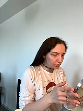 Kristina kiskis online show from 03/19/25, 08:45