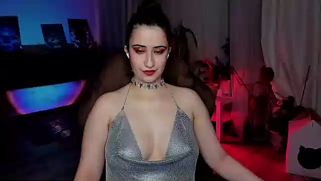 Snapshot of annallurings chatting on 03/07/25, 03:28 annallurings online show from 03/07/25, 03:28