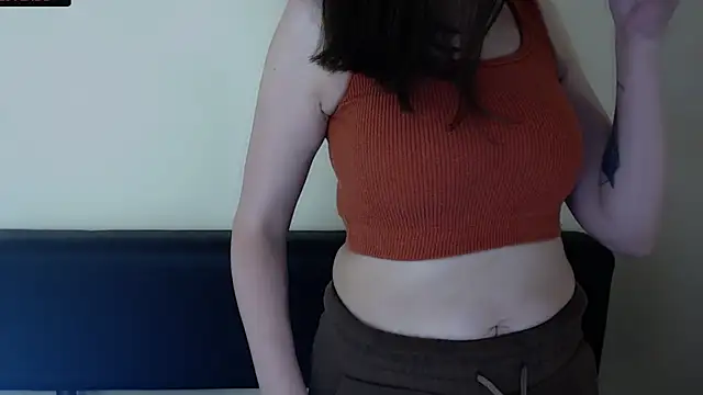 LaimaV  online show from 06/15/26, 07:32