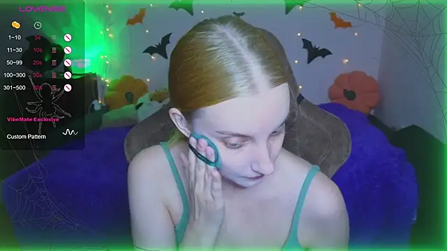 Fluffy muffin  online show from 10/24/25, 03:30