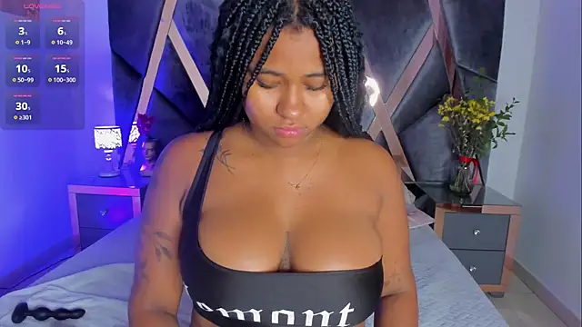 Snapshot of Milan_ebony chatting on 02/26/26, 11:53 Milan ebony online show from 02/26/26, 11:53