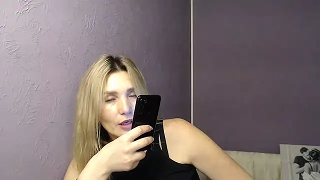  sexy lady online show from 12/04/24, 02:04