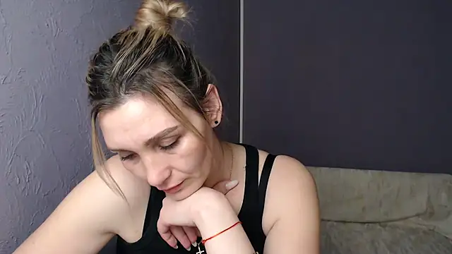  sexy lady online show from 03/06/25, 05:33