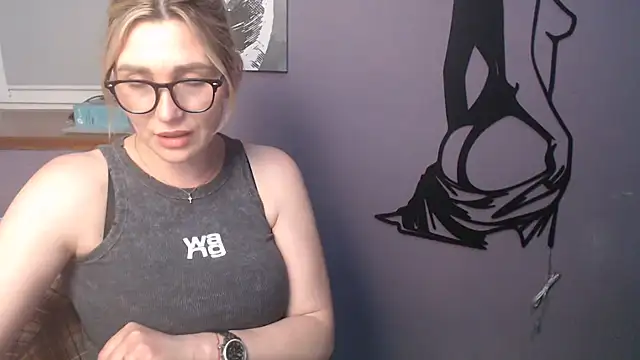  sexy lady online show from 06/03/26, 02:33