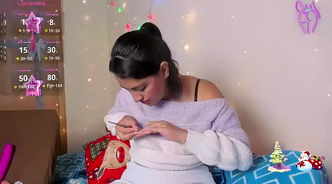 Dulcegoddes1 online show from 12/12/24, 08:10