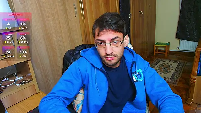 Snapshot of HungEddy chatting on 12/03/24, 06:04 HungEddy online show from 12/03/24, 06:04