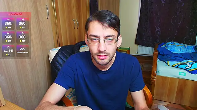 Snapshot of HungEddy chatting on 12/03/24, 09:11 HungEddy online show from 12/03/24, 09:11