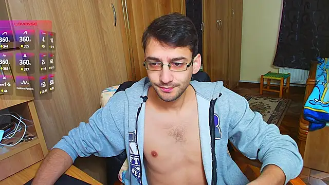 Snapshot of HungEddy chatting on 12/08/24, 09:46 HungEddy online show from 12/08/24, 09:46