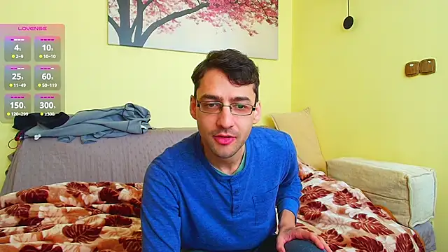 Snapshot of HungEddy chatting on 02/25/25, 11:30 HungEddy online show from 02/25/25, 11:30