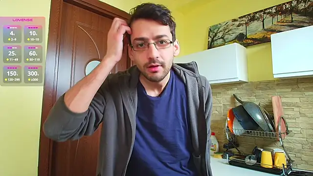 Snapshot of HungEddy chatting on 03/17/25, 12:46 HungEddy online show from 03/17/25, 12:46