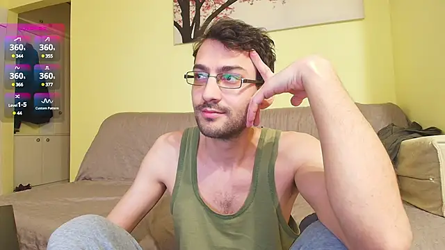 Snapshot of HungEddy chatting on 03/17/25, 10:38 HungEddy online show from 03/17/25, 10:38