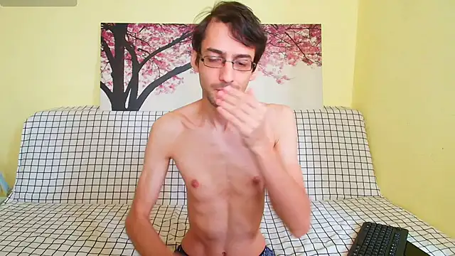 Snapshot of HungEddy chatting on 09/10/25, 05:29 HungEddy online show from 09/10/25, 05:29