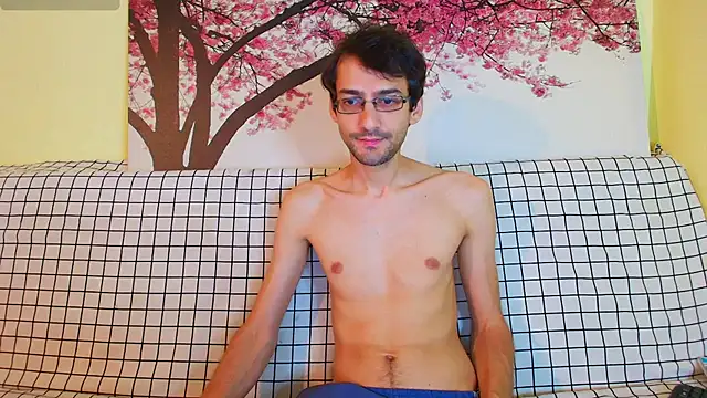 Snapshot of HungEddy chatting on 09/11/25, 05:02 HungEddy online show from 09/11/25, 05:02