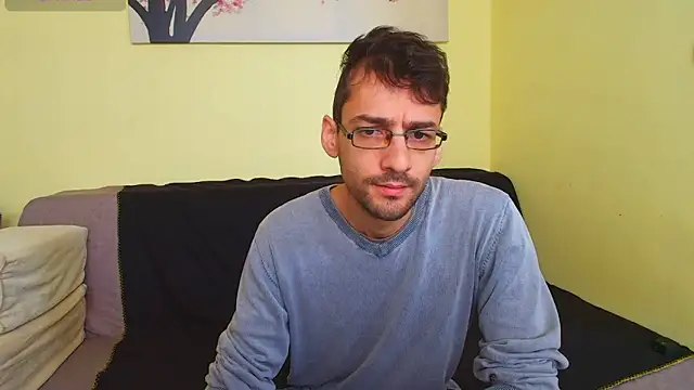 Snapshot of HungEddy chatting on 10/09/25, 12:25 HungEddy online show from 10/09/25, 12:25