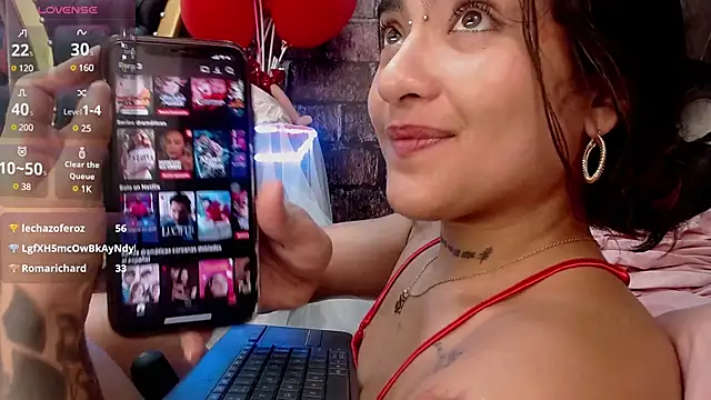 HelenaSwani online show from 02/28/25, 09:23