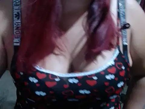 Snapshot of Dirtylovv chatting on 01/10/25, 10:46 Dirtylovv online show from 01/10/25, 10:46