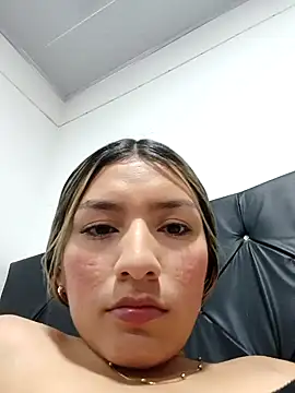 Snapshot of GIRL_DONCELLA chatting on 02/01/25, 11:16 GIRL DONCELLA online show from 02/01/25, 11:16