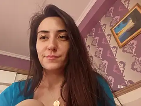 AlejandraDelaney online show from 10/04/25, 12:25