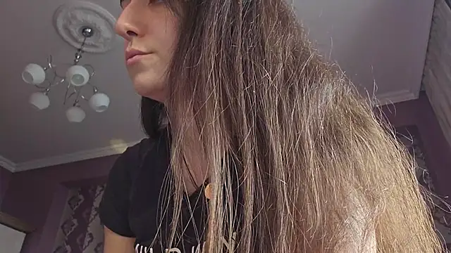 Snapshot of AlejandraDelaney chatting on 11/13/25, 12:26 AlejandraDelaney online show from 11/13/25, 12:26