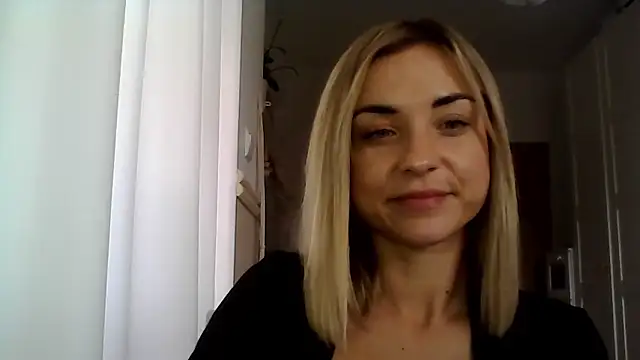 Snapshot of ashley_xlove chatting on 12/03/24, 10:50 ashley xlove online show from 12/03/24, 10:50