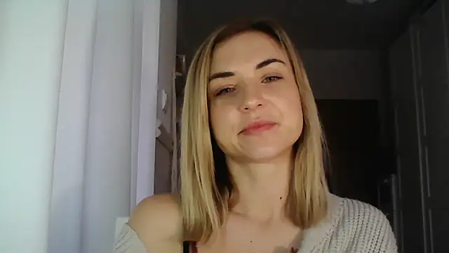 Snapshot of ashley_xlove chatting on 01/31/25, 10:52 ashley xlove online show from 01/31/25, 10:52