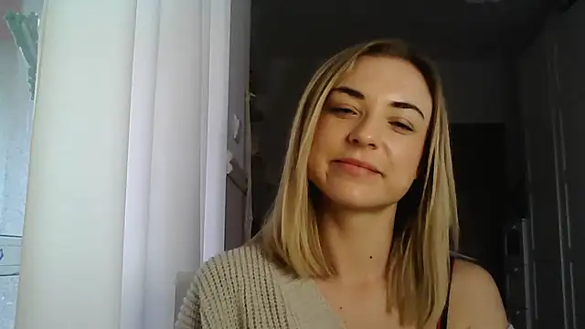 Snapshot of ashley_xlove chatting on 02/06/25, 11:10 ashley xlove online show from 02/06/25, 11:10