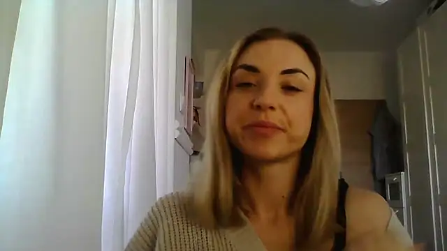 Snapshot of ashley_xlove chatting on 03/17/25, 07:46 ashley xlove online show from 03/17/25, 07:46