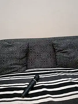 juicygoddess2 online show from 11/06/25, 09:21