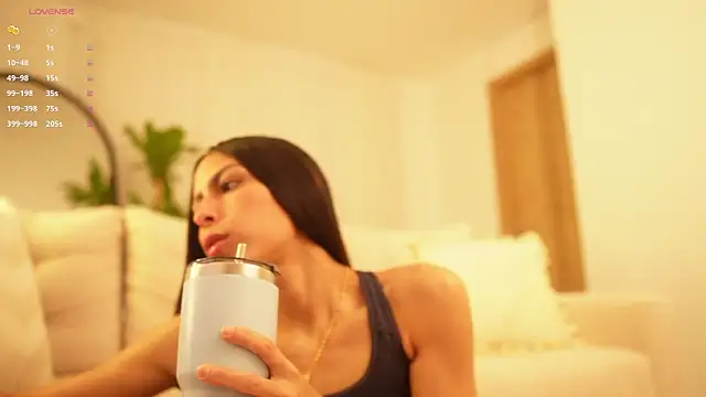 Snapshot of veronica_mendez1 chatting on 01/13/25, 11:41 veronica mendez1 online show from 01/13/25, 11:41