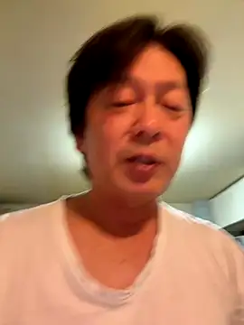 Snapshot of SaneService9 chatting on 10/19/25, 11:11 SaneService9 online show from 10/19/25, 11:11