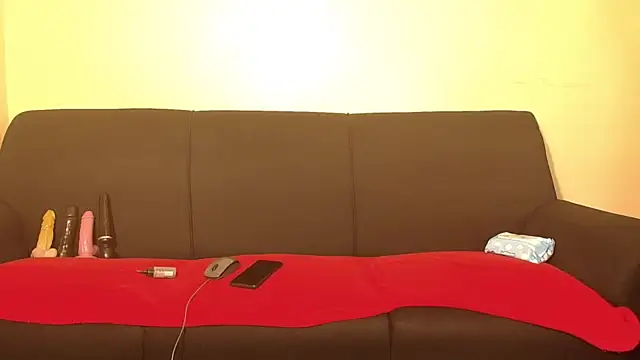 Snapshot of SweetHotLipsX39 chatting on 10/27/25, 11:25 SweetHotLipsX39 online show from 10/27/25, 11:25