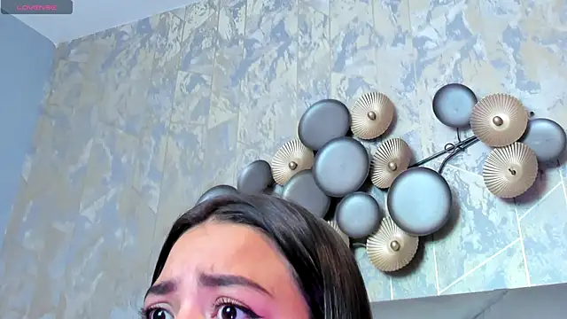 KimDevinne online show from 11/07/25, 03:06