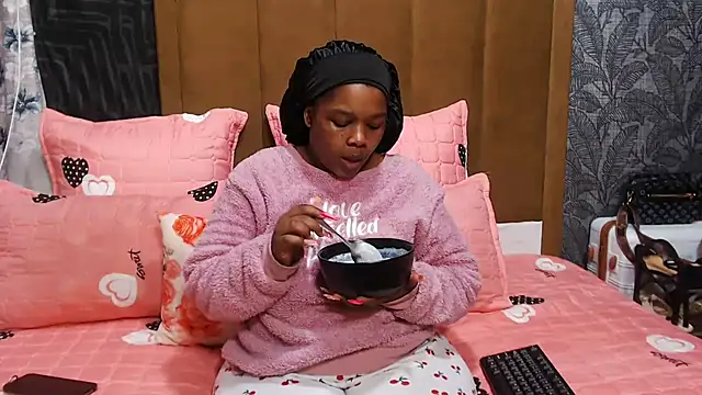 BigbootyNickyx online show from 04/24/26, 07:16