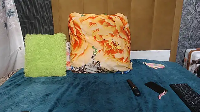 BigbootyNickyx online show from 05/21/26, 08:21
