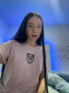 lunitayliam online show from 09/26/25, 11:09