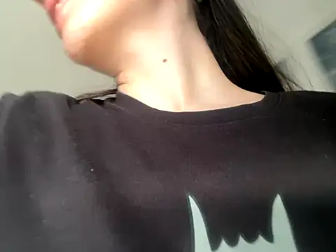 lunitayliam online show from 10/09/25, 06:17