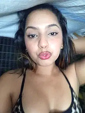 Dafne will online show from 01/24/25, 02:07