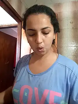 Dafne will online show from 02/02/25, 03:17