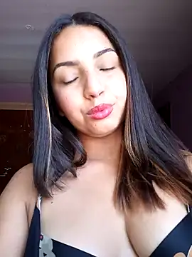 Dafne will online show from 02/20/25, 04:36
