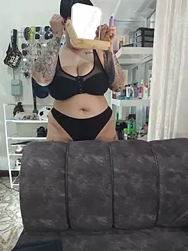 Snapshot of KatInk chatting on 05/19/26, 02:34 KatInk online show from 05/19/26, 02:34