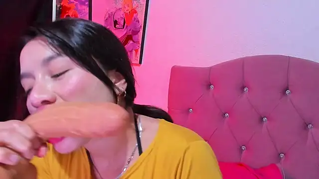 teffy lee online show from 07/04/26, 08:37