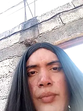 yovana13 online show from 05/17/26, 10:50