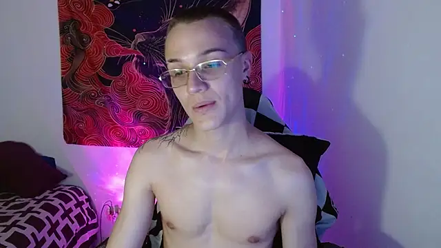 Snapshot of Im_Oliverpark chatting on 10/01/25, 11:22 Im Oliverpark online show from 10/01/25, 11:22